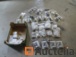 14 Radiator Valves DELONGHI, Various sanitary fittings, Various thermostatic taps kits, 9 bulbs