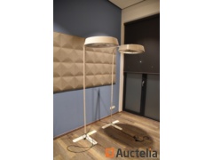 2 Design floor lamps, metal stand, white colour