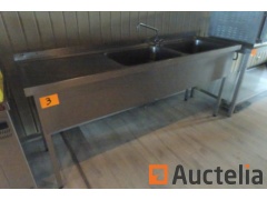 Stainless steel double coil table with crane